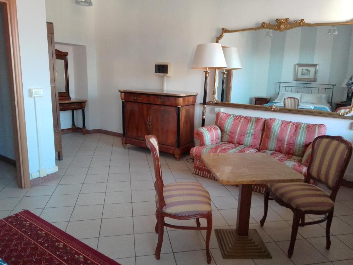 Albergo E Ostello Della Gioventu Biella Centro Storico Экстерьер фото