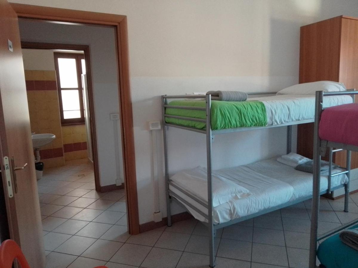 Albergo E Ostello Della Gioventu Biella Centro Storico Экстерьер фото