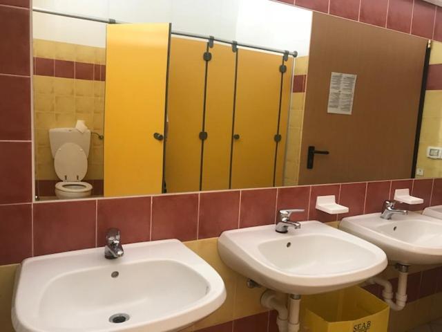 Albergo E Ostello Della Gioventu Biella Centro Storico Экстерьер фото
